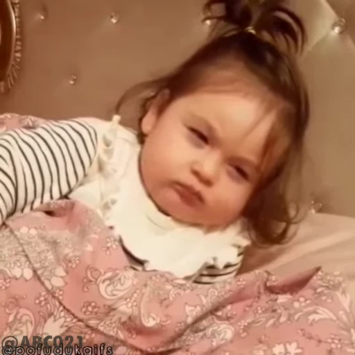 😴 Стикер «Детки» для Telegram