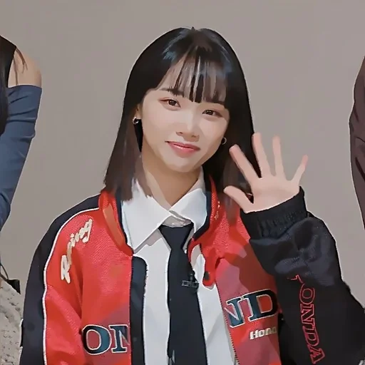 🫦 Стикер «Chaewon» для Telegram