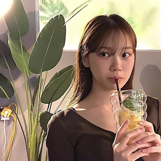 🫦 Стикер «Chaewon» для Telegram