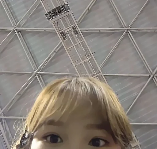 🫦 Стикер «Chaewon» для Telegram