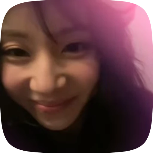 🎡 Стикер «chaeyong» для Telegram