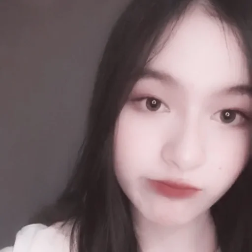 🤍 Стикер «Chanikarn» для Telegram