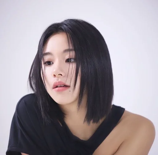🦋 Стикер «chayeong» для Telegram