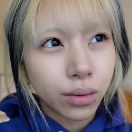 🍦 Стикер «chaeyoung Сон Чеен» для Telegram