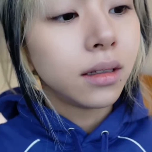 🍦 Стикер «chaeyoung Сон Чеен» для Telegram