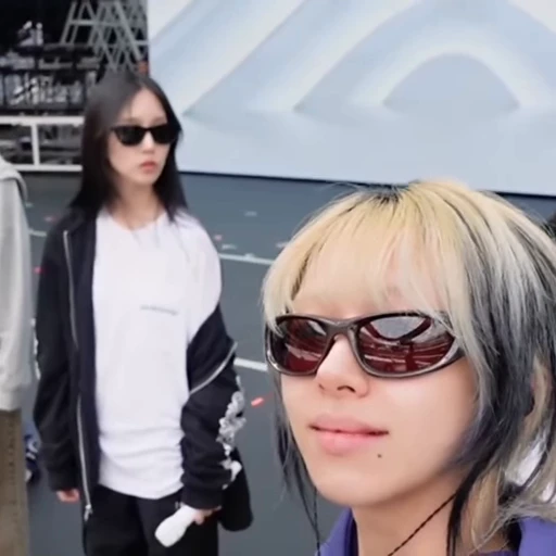 🍦 Стикер «chaeyoung Сон Чеен» для Telegram