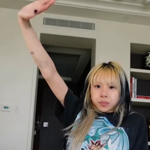 🍦 Стикер «chaeyoung Сон Чеен» для Telegram