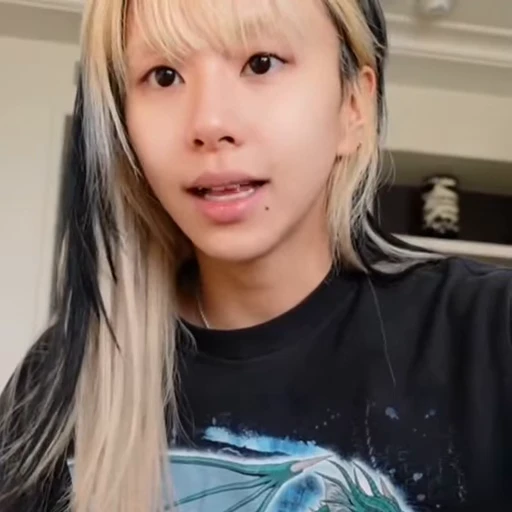 🍦 Стикер «chaeyoung Сон Чеен» для Telegram
