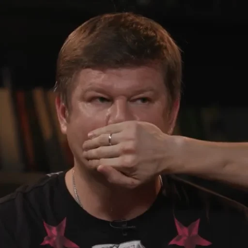 🤫 Стикер «ЧБДЭ» для Telegram