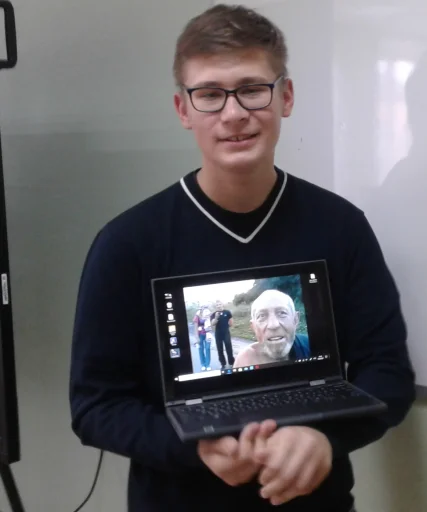 🤪 Стикер «Чечены и другие» для Telegram