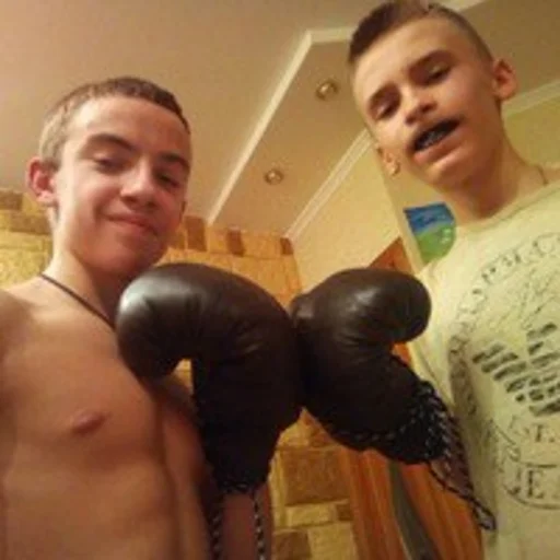 💪 Стикер «Чечены и другие» для Telegram