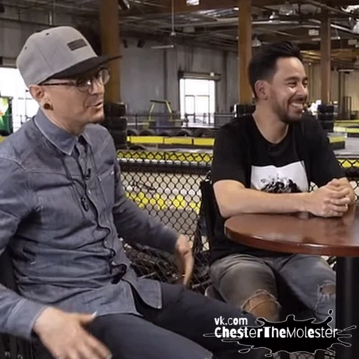🤙 Стикер «ChesterBe GIF» для Telegram