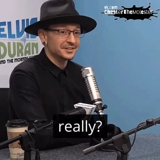 😮 Стикер «ChesterBe GIF» для Telegram
