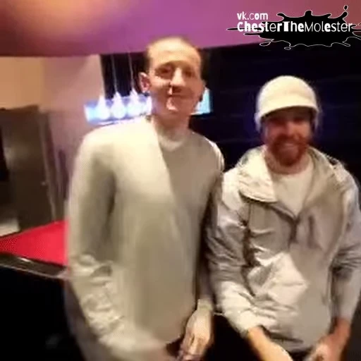 👋 Стикер «ChesterBe GIF» для Telegram