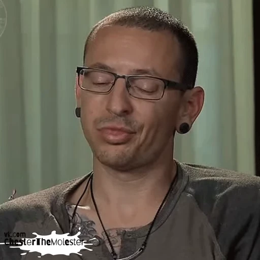 😝 Стикер «ChesterBe GIF» для Telegram