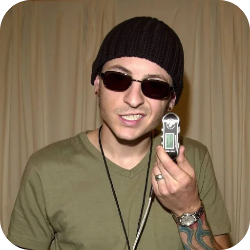 😏 Стикер «Chester Bennington» для Telegram