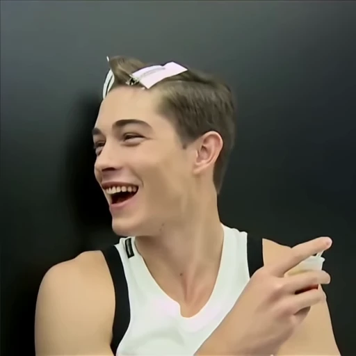 ➖ Стикер «Francisco Lachowski» для Telegram