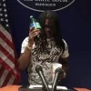 Стикер 31 🤑 Набор эмоджи с музыкантом «Chief Keef»