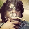 Стикер 21 🤑 Набор эмоджи с музыкантом «Chief Keef»