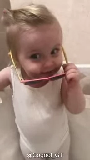 👶 Стикер «Child Videostickers» для Telegram