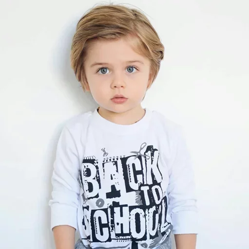 😘 Стикер «Children» для Telegram