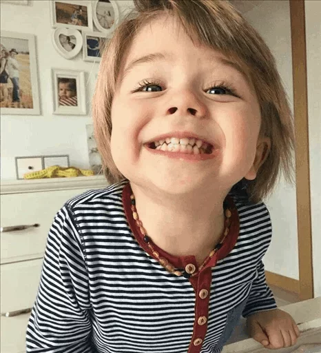 😜 Стикер «Children» для Telegram