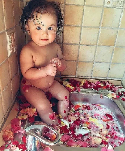 😳 Стикер «Childs and Life» для Telegram
