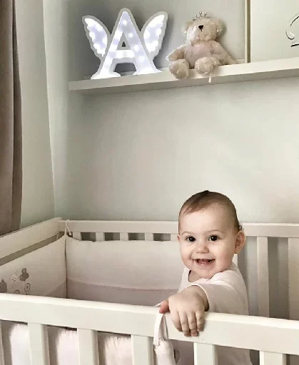 😣 Стикер «Childs and Life» для Telegram