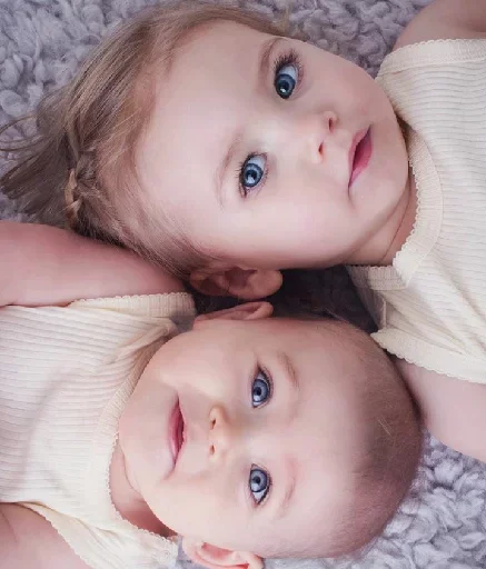 😠 Стикер «Childs and Life» для Telegram