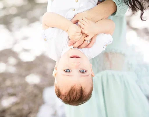 ☹️ Стикер «Childs and Life» для Telegram