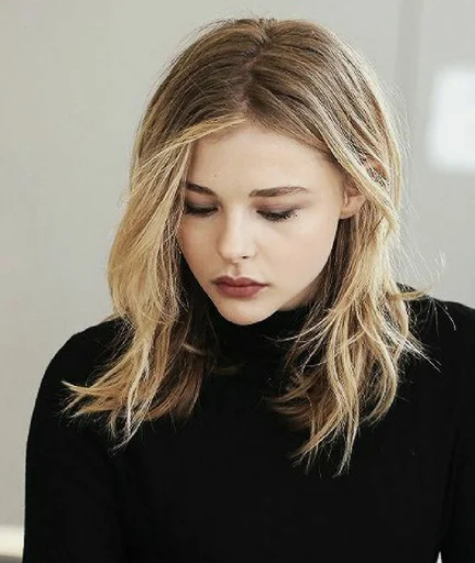 😊 Стикер «chloe grace moretz» для Telegram