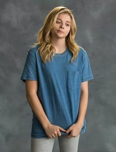 😗 Стикер «chloe grace moretz» для Telegram