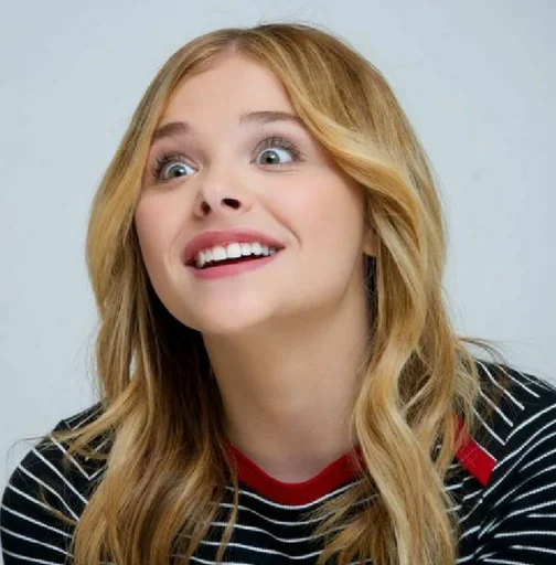 😳 Стикер «chloe grace moretz» для Telegram