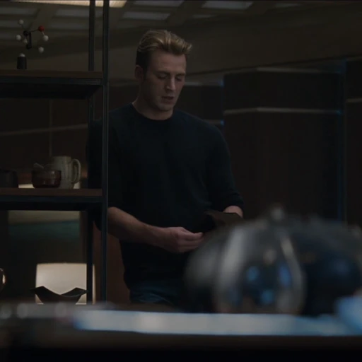 🌎 Стикер «Chris Evans» для Telegram