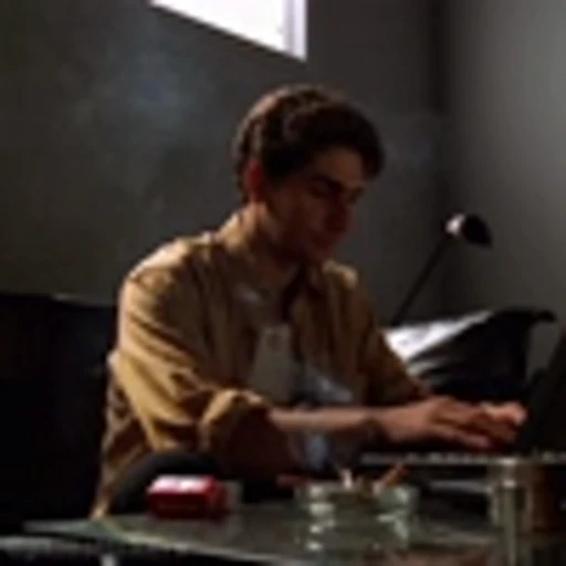 🚬 Эмодзи «Christopher Moltisanti» для Telegram