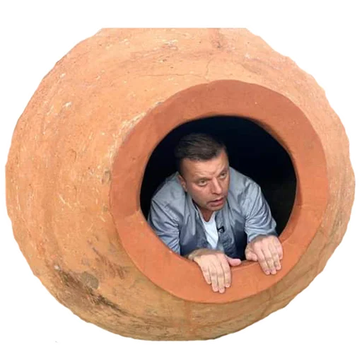 😔 Стикер «Леонид Парфёнов» для Telegram