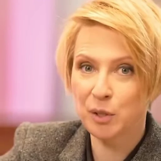 🤔 Стикер «Яна Чурикова» для Telegram