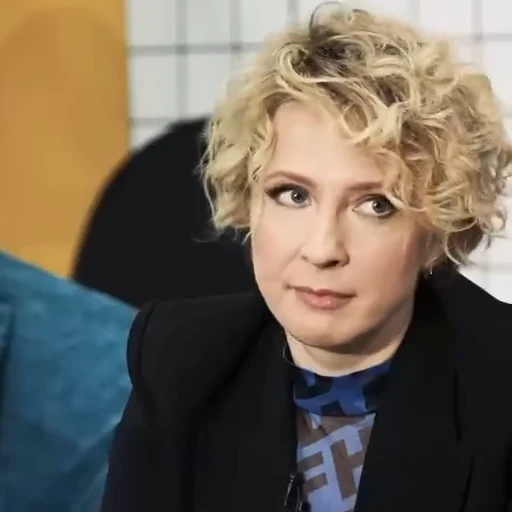 😯 Стикер «Яна Чурикова» для Telegram