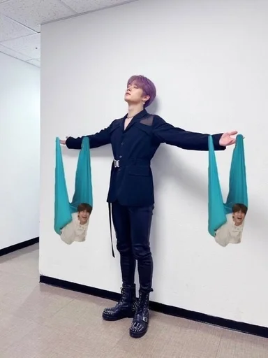⚖ Стикер «stray kids memes» для Telegram