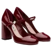 🥿 Эмодзи «closet & accessories ?» для Telegram