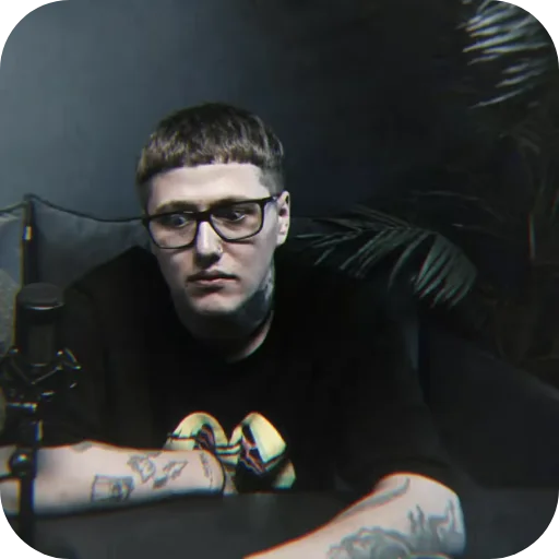 🫣 Стикер «цмх мой отчим» для Telegram