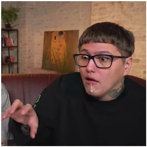 🤤 Стикер «цмх мой отчим» для Telegram