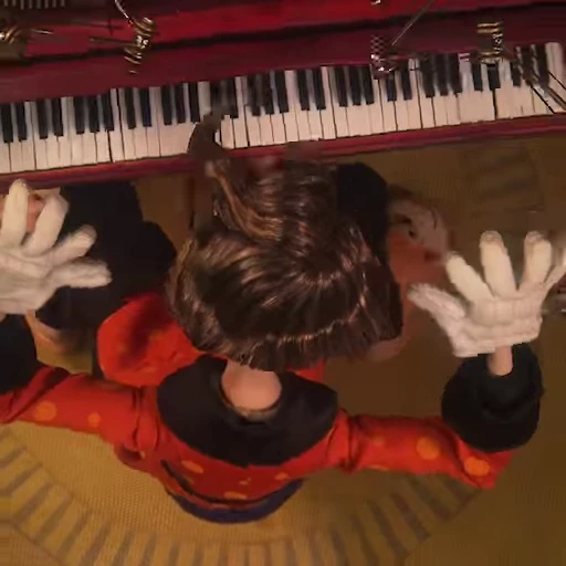 🎹 Стикер «Coraline» для Telegram