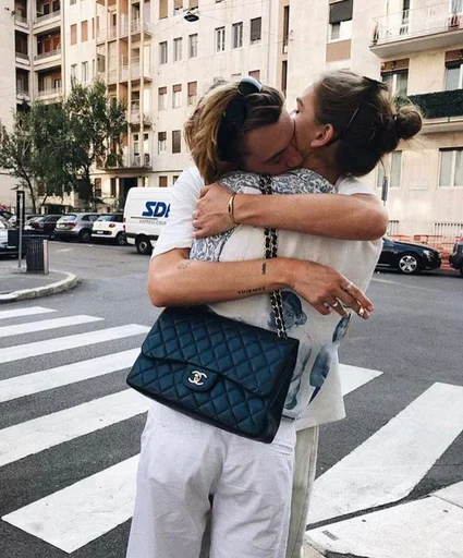 💋 Стикер «Couple Love Romantic» для Telegram