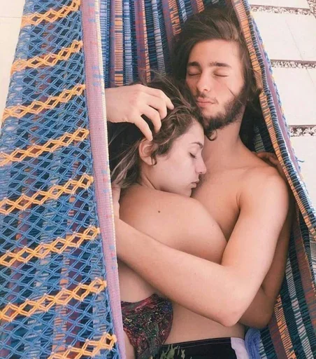 😔 Стикер «Couple Love Romantic» для Telegram