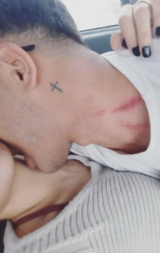 😍 Стикер «Couple Love Romantic» для Telegram