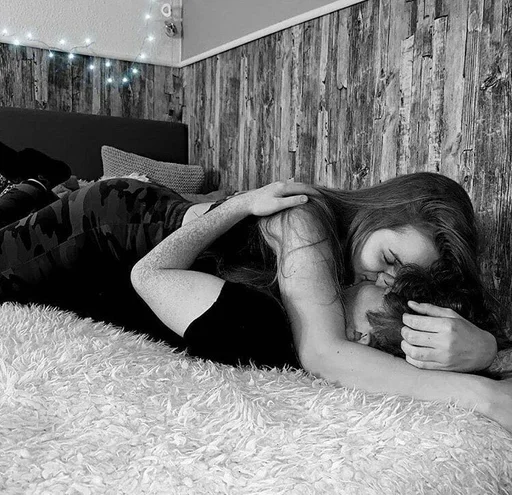 🖤 Стикер «Couple Love Romantic» для Telegram