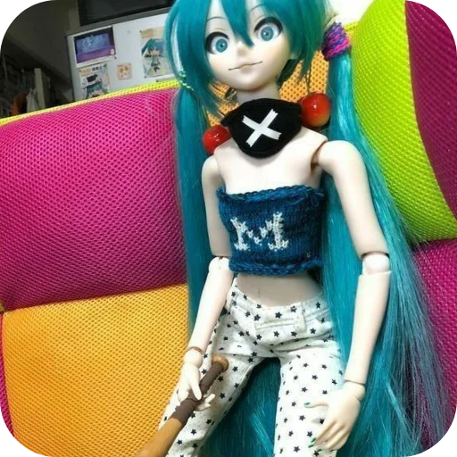 🏏 Стикер «Creepy Miku Doll» для Telegram