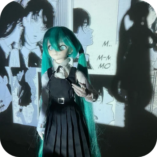 📹 Стикер «Creepy Miku Doll» для Telegram
