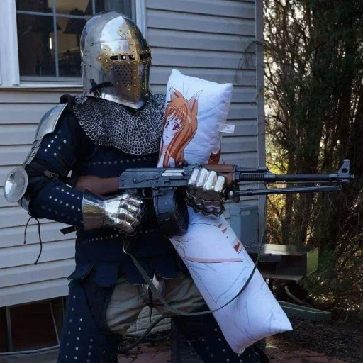 🔫 Стикер «Crusader onee chan» для Telegram